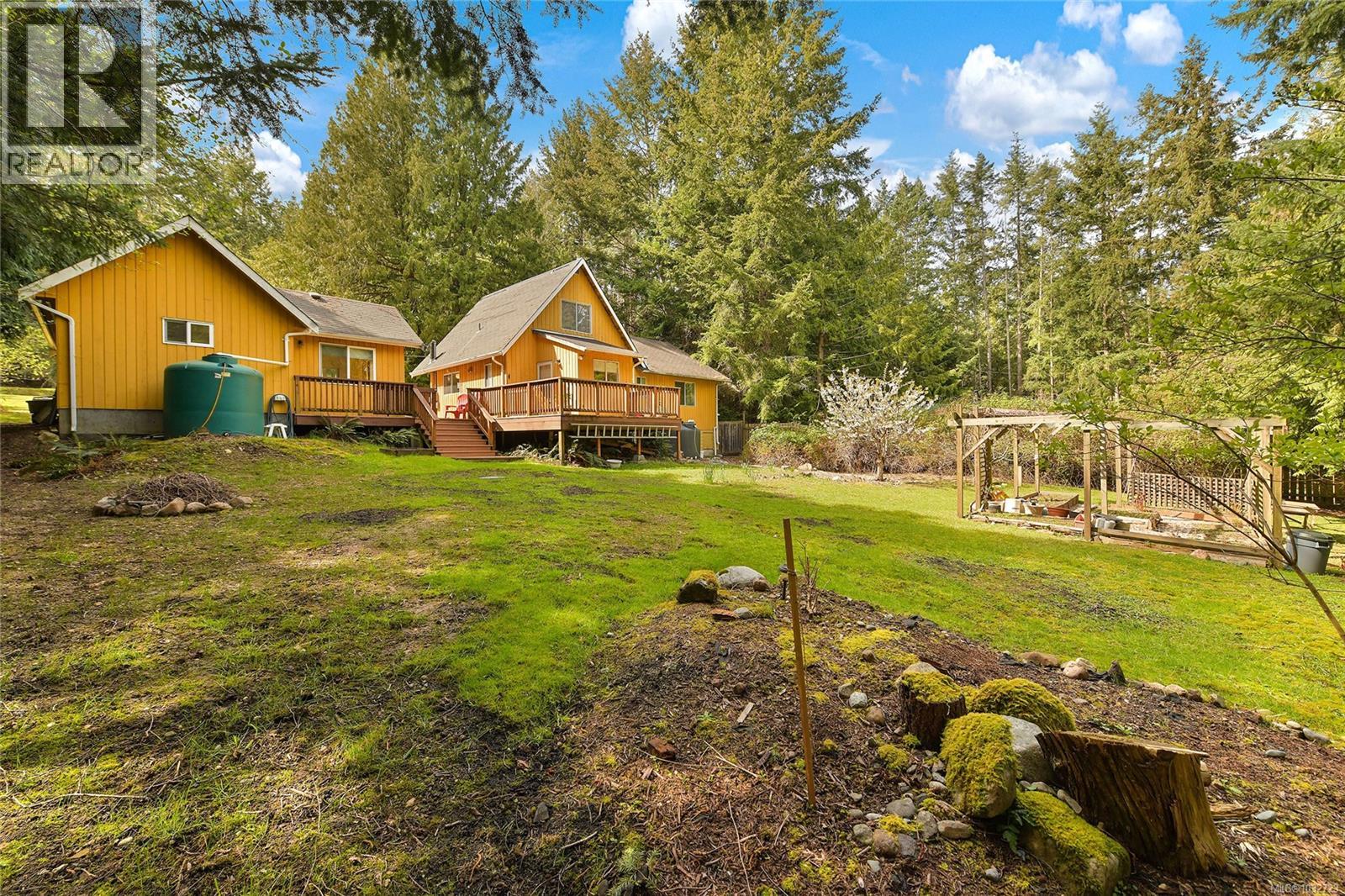 552 Club Cres - 10