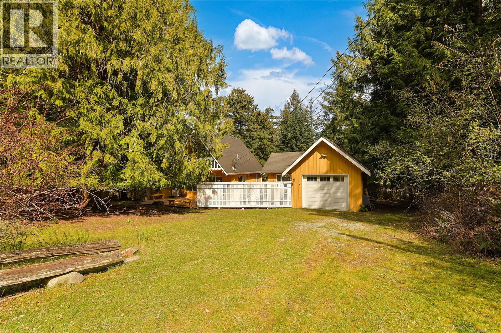 552 Club Cres - 22