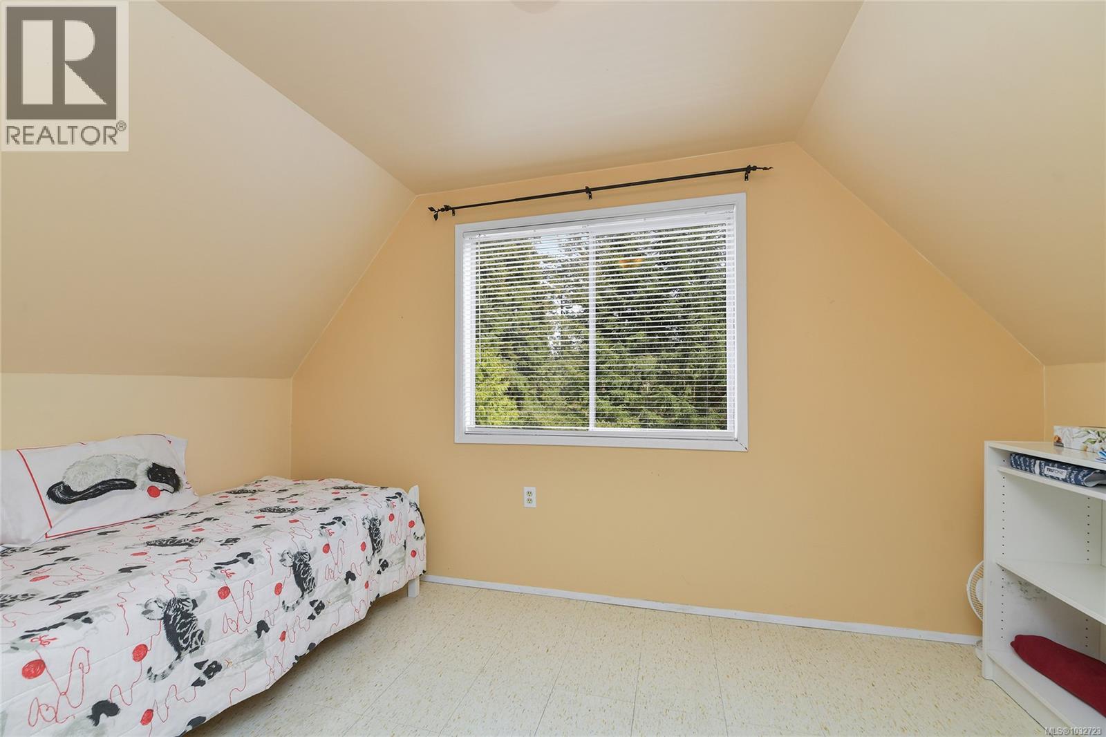 552 Club Cres - 29