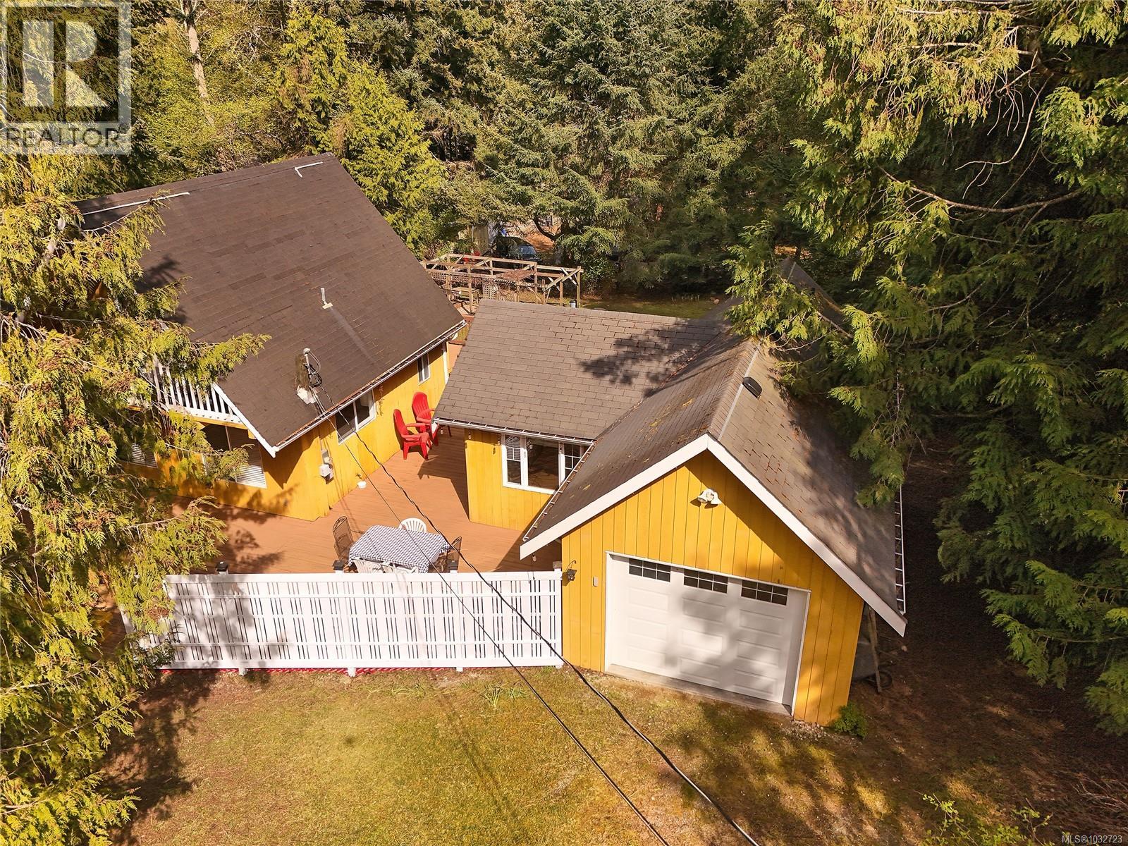 552 Club Cres - Image 3