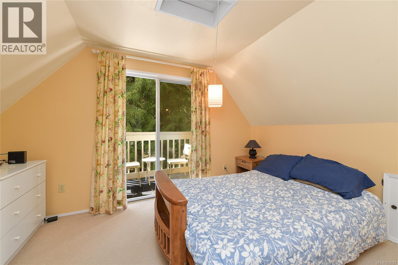 552 Club Cres - 31