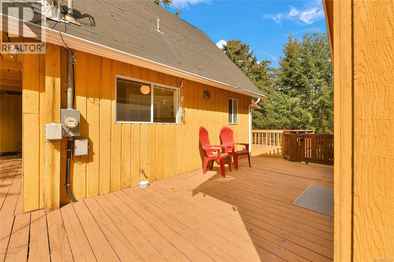552 Club Cres - 33