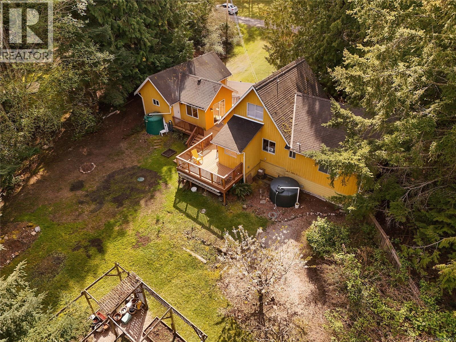 552 Club Cres - 8