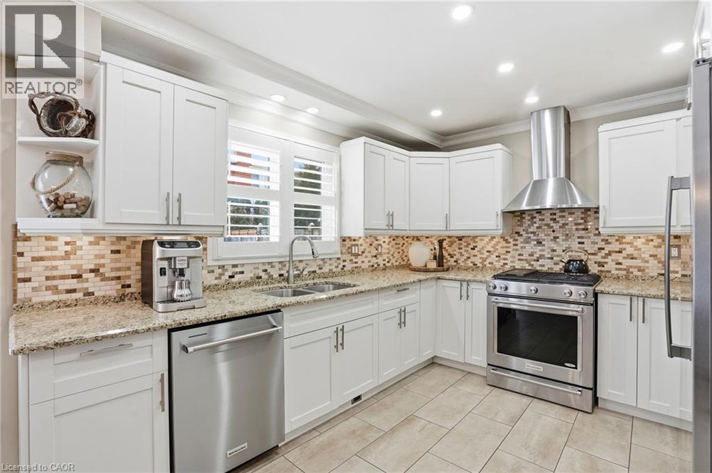 9 STONE GATE Drive, Grimsby, Ontario, L3M5C6 — Photo 42