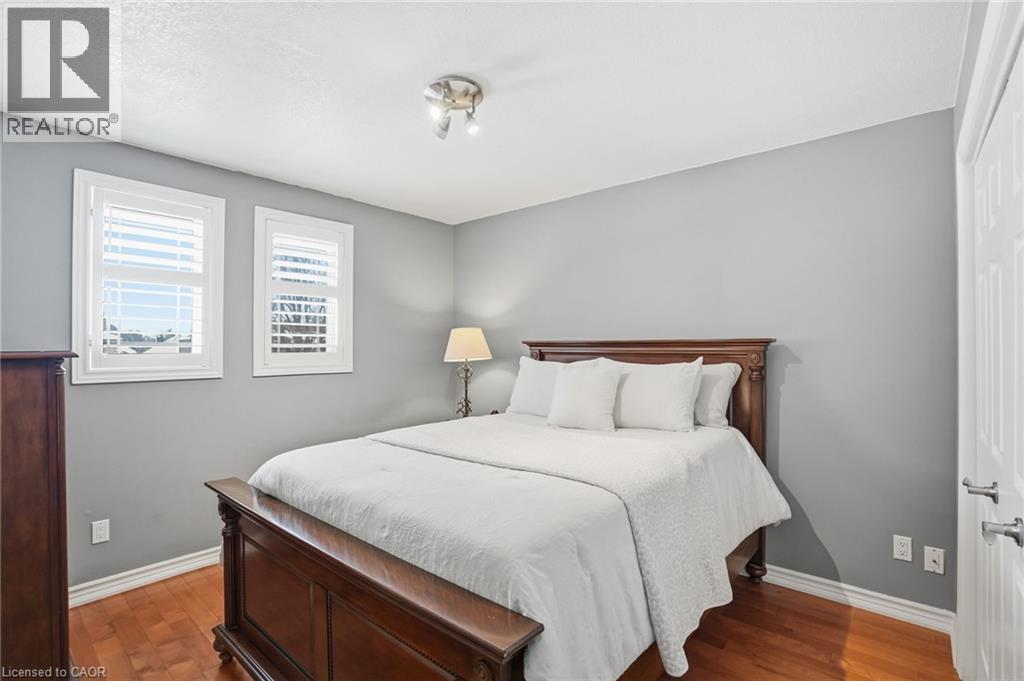 9 STONE GATE Drive - 31