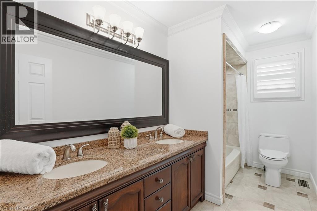 9 STONE GATE Drive - 34