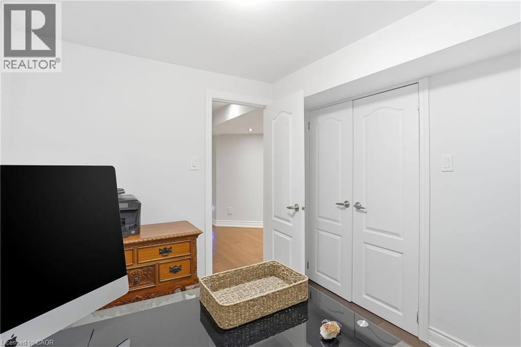 9 STONE GATE Drive - 39