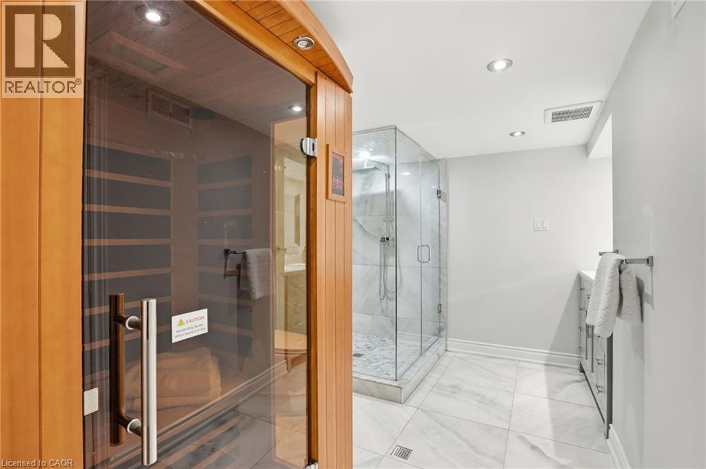9 STONE GATE Drive - 40