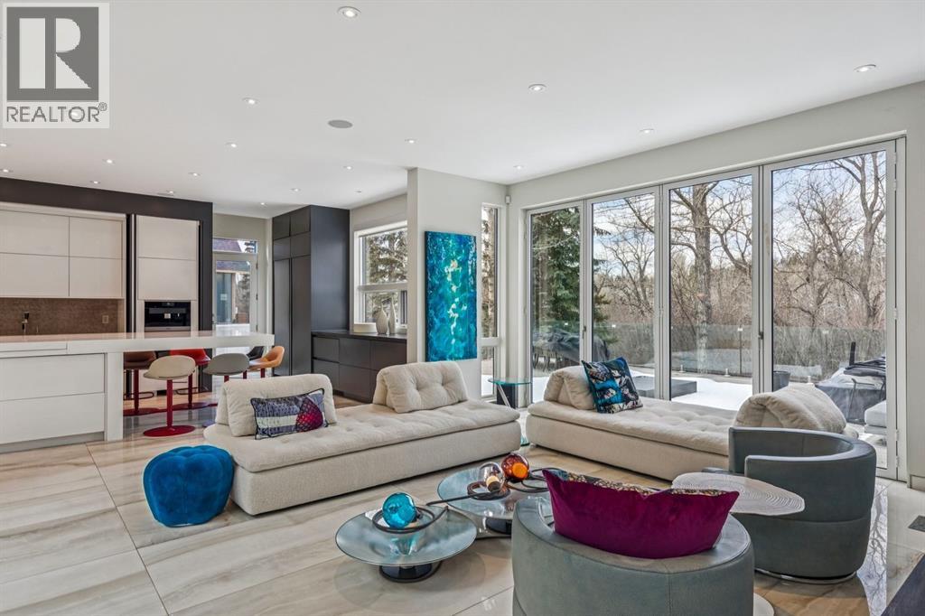 710 Rideau Road SW - 18