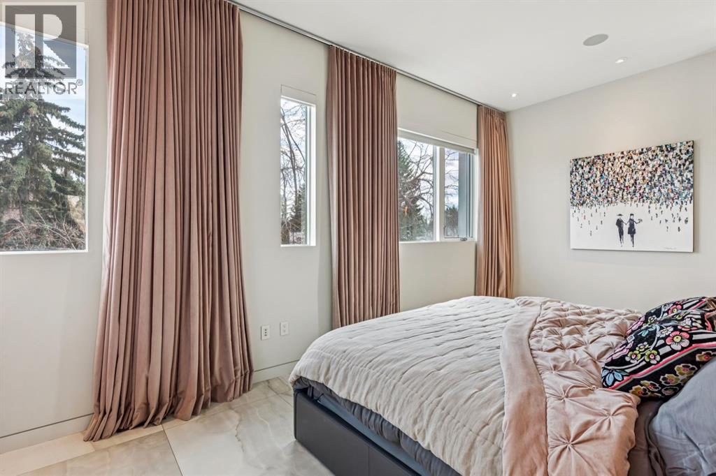 710 Rideau Road SW - 28