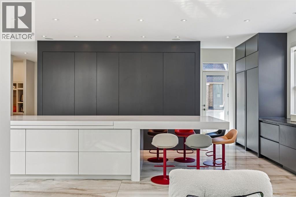 710 Rideau Road SW - 17
