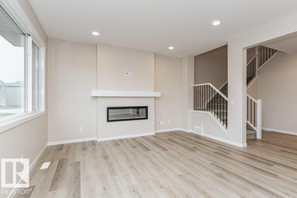 2616 158 ST SW - 6