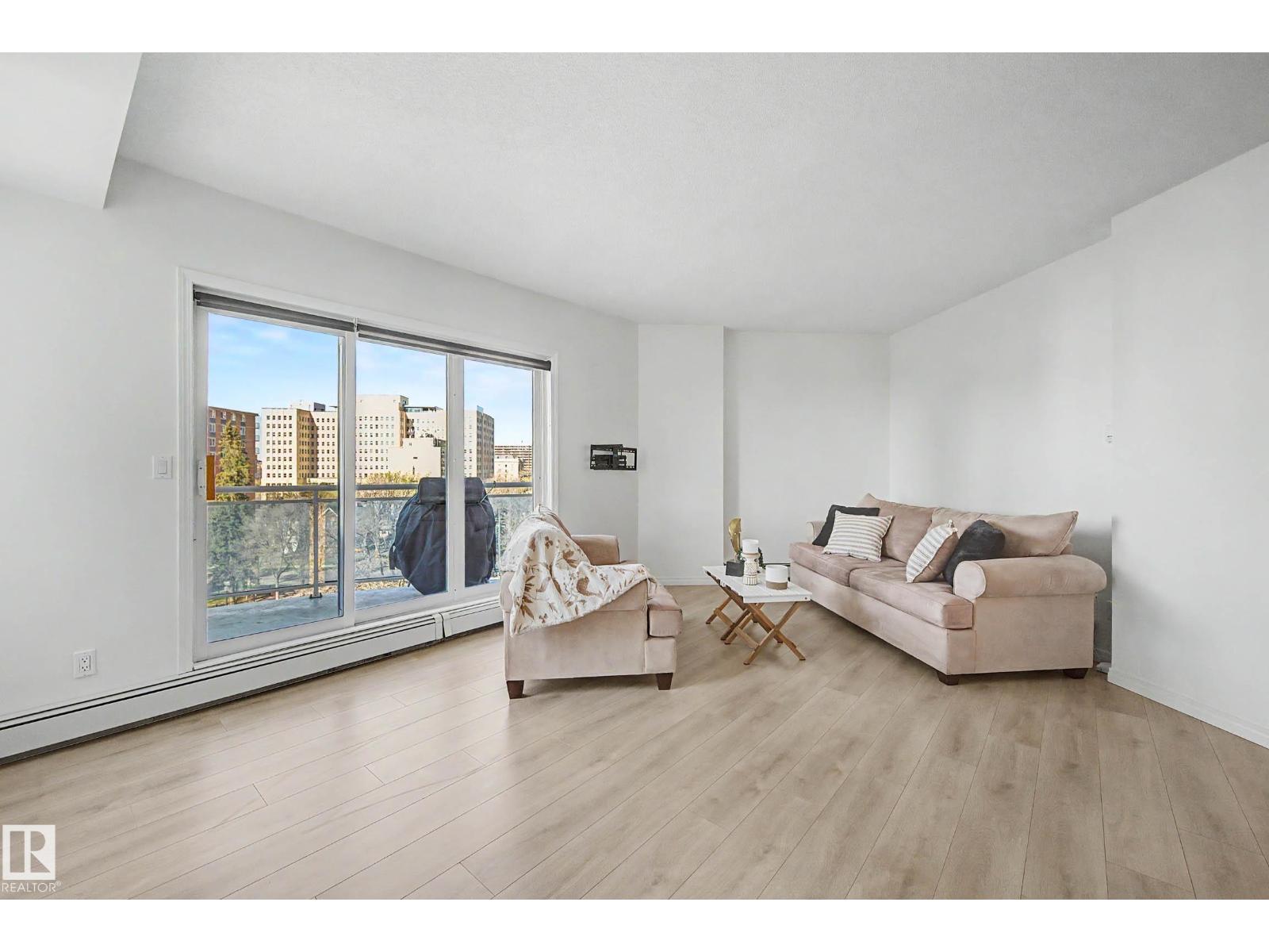 #605 10504 99 AV NW - 19