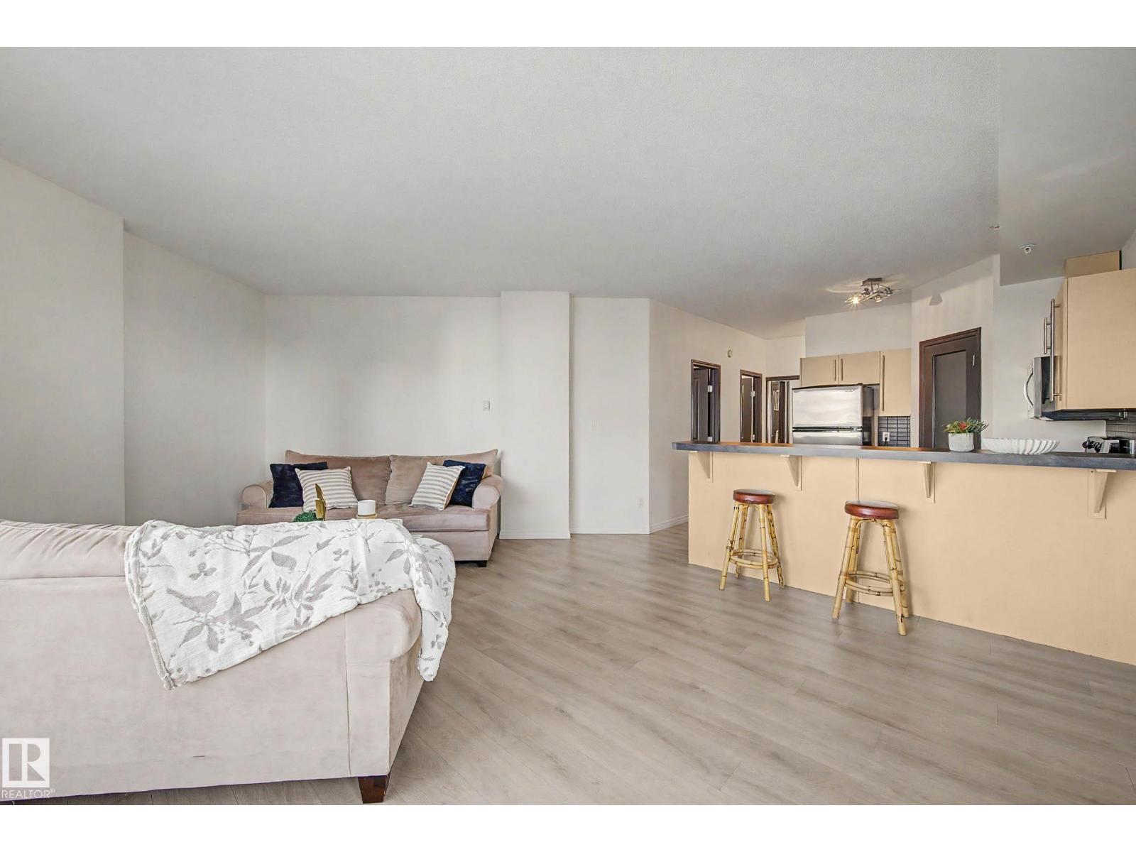 #605 10504 99 AV NW - 20