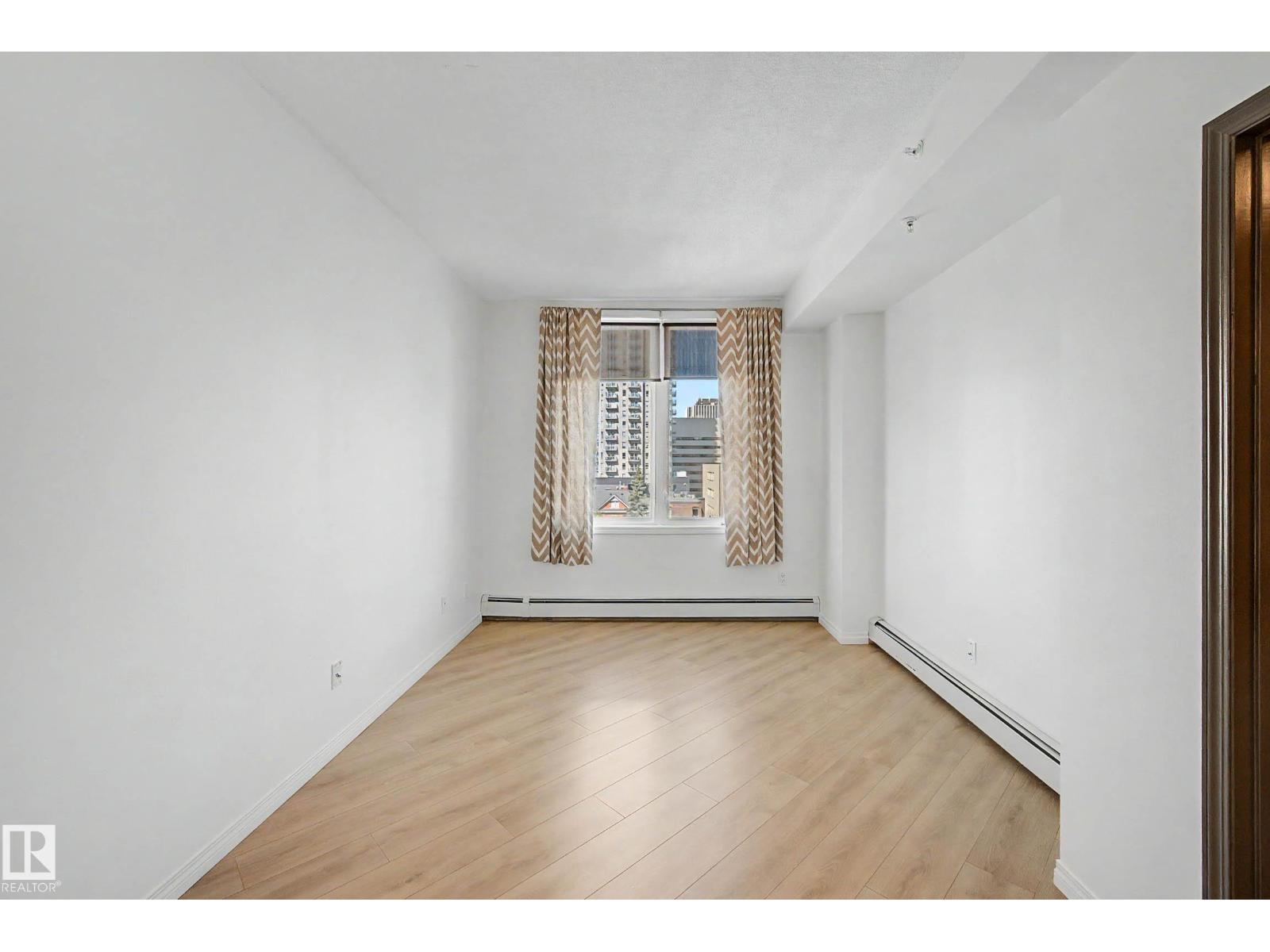 #605 10504 99 AV NW - 25