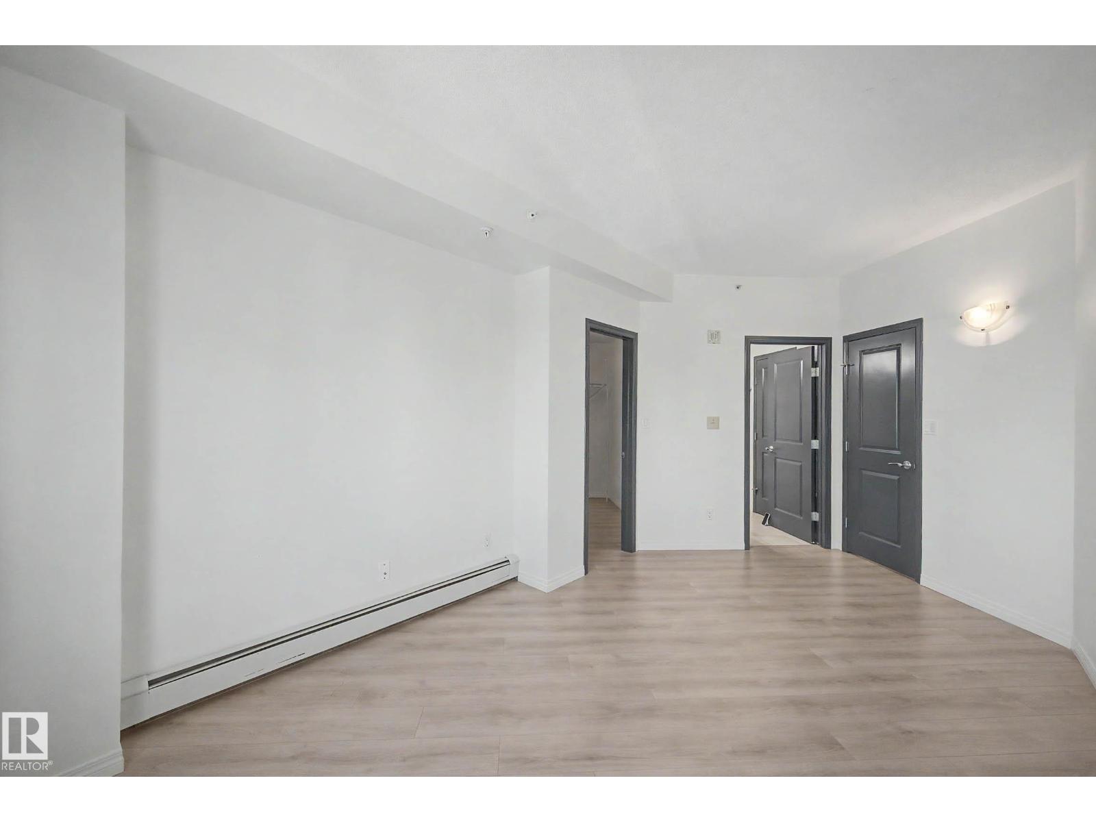 #605 10504 99 AV NW - 26