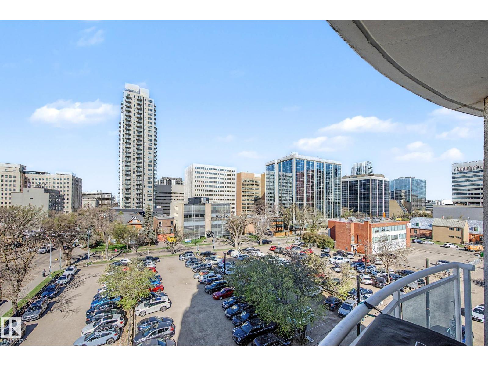 #605 10504 99 AV NW - 35