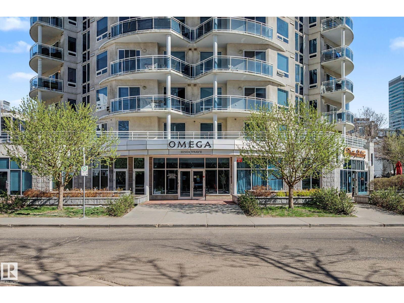 #605 10504 99 AV NW - 8
