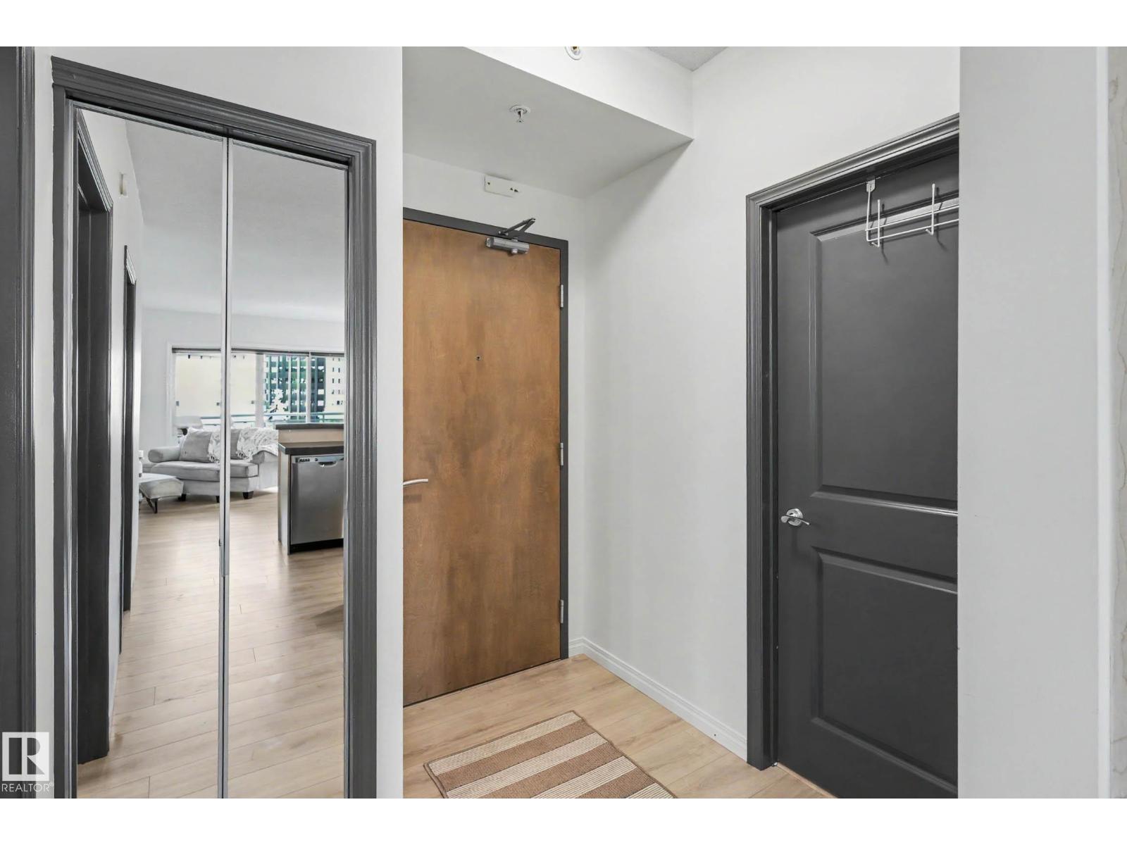 #605 10504 99 AV NW - 9