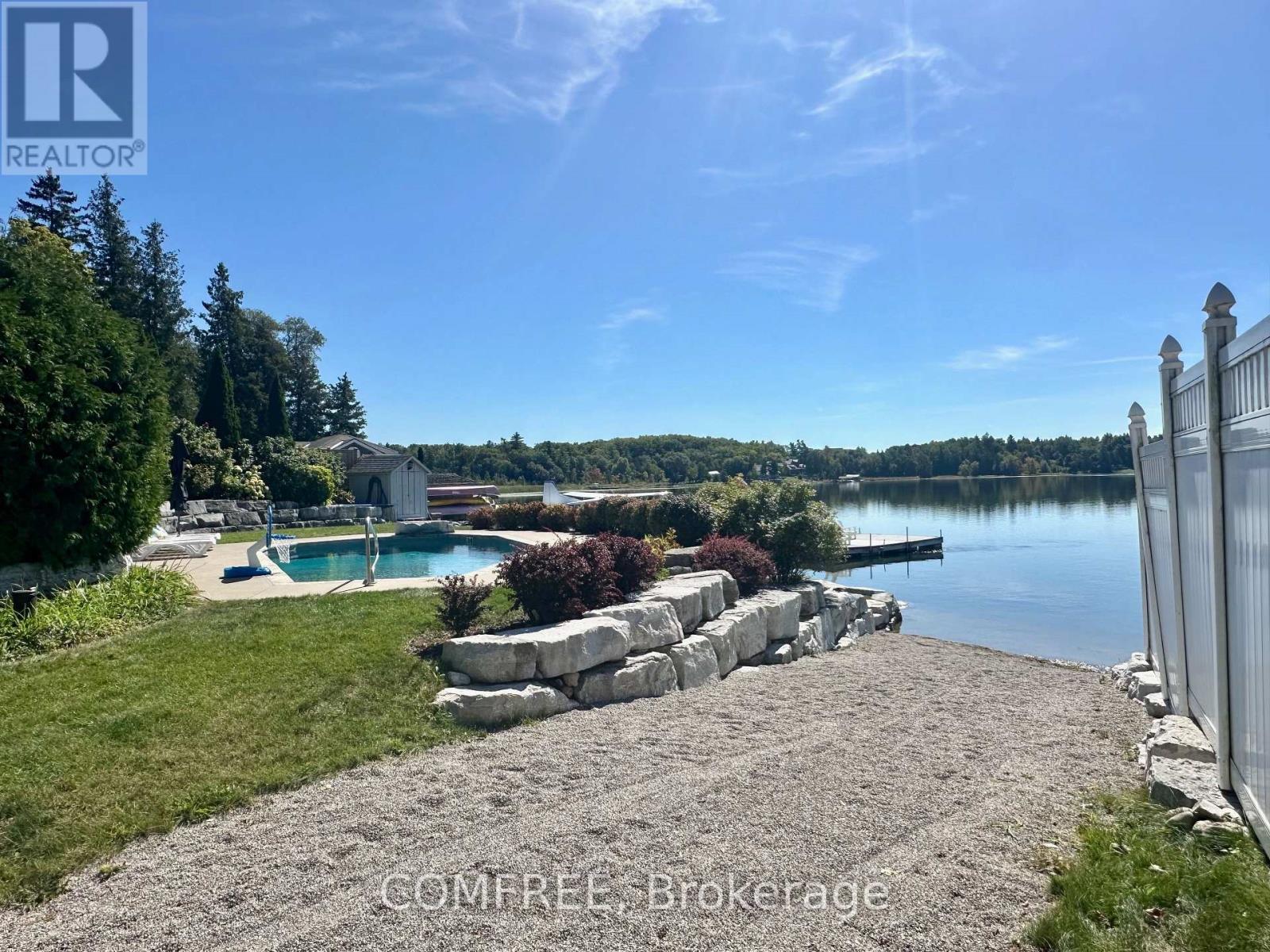 11 LAKE AVENUE - 3