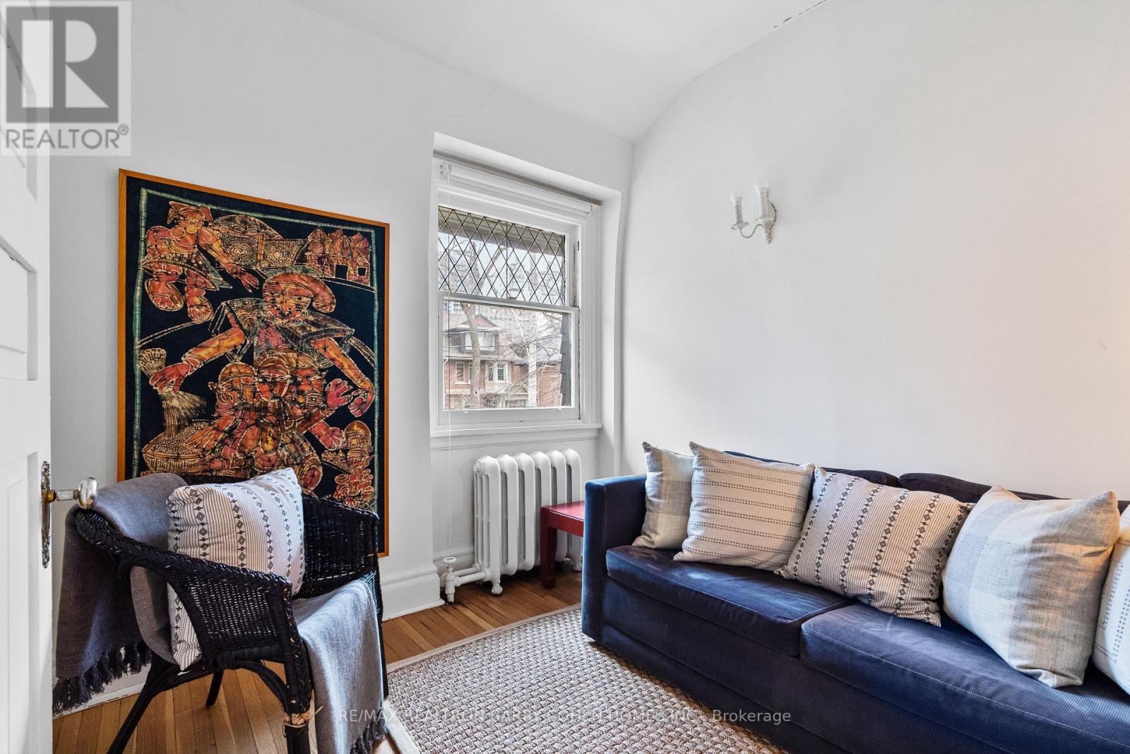 147 & 149 FARNHAM AVENUE - 21