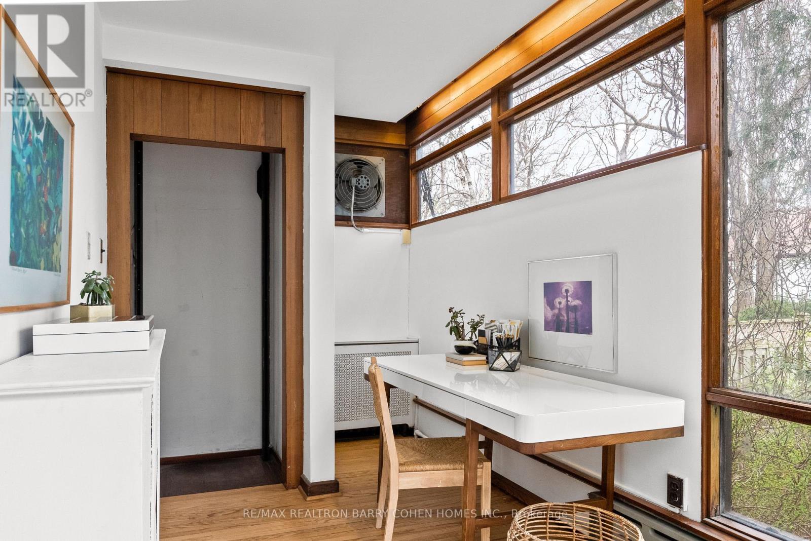147 & 149 FARNHAM AVENUE - 13