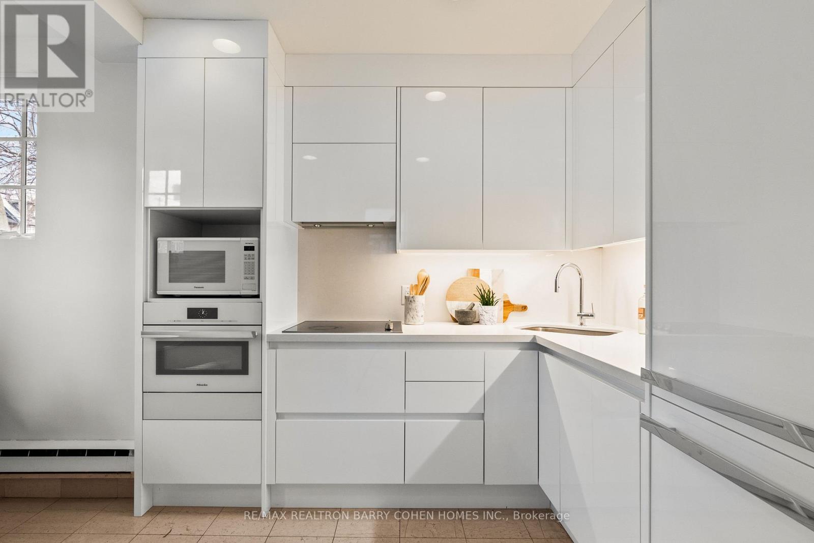 147 & 149 FARNHAM AVENUE - 7