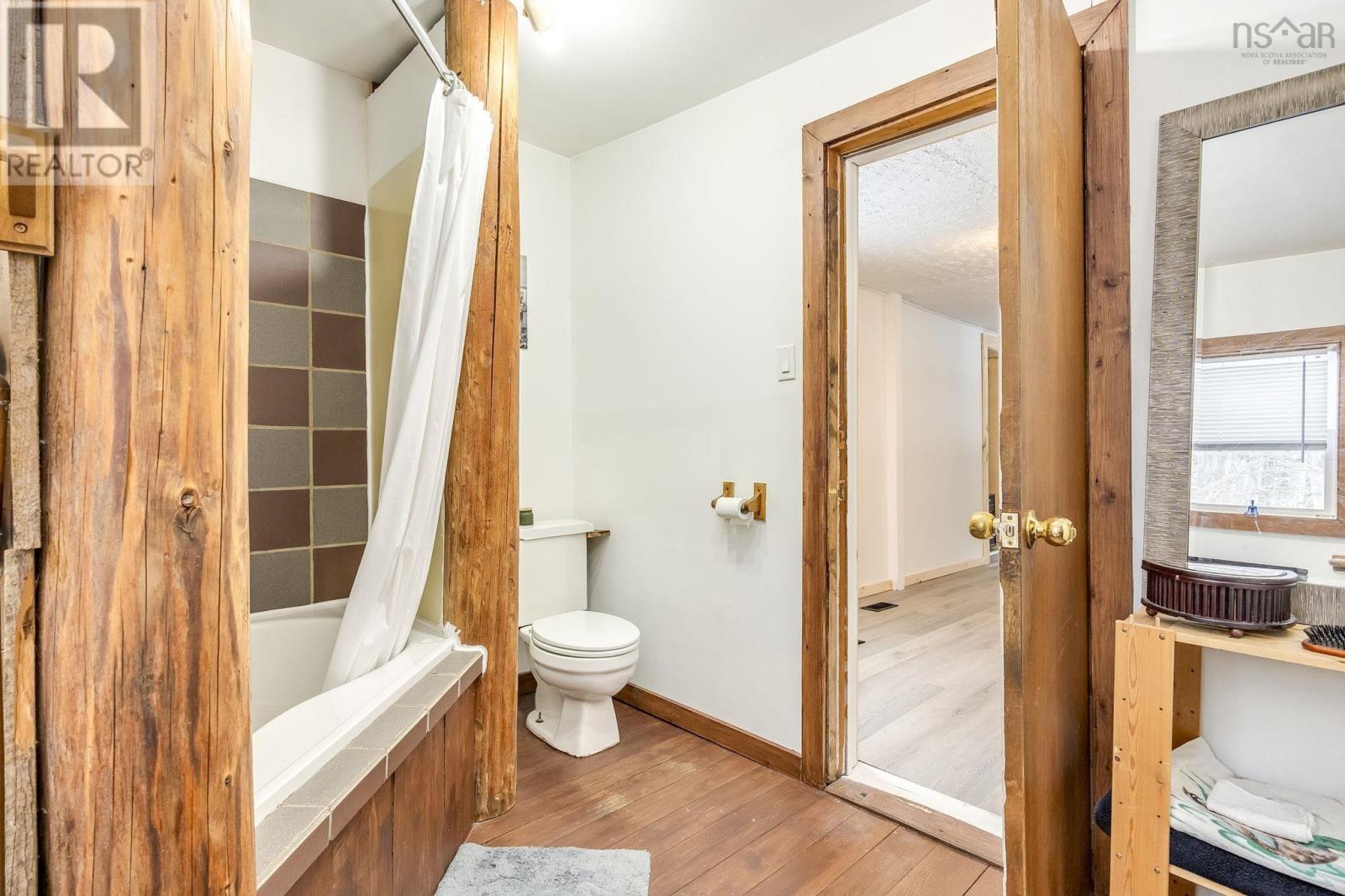 5404 8 Highway - 18