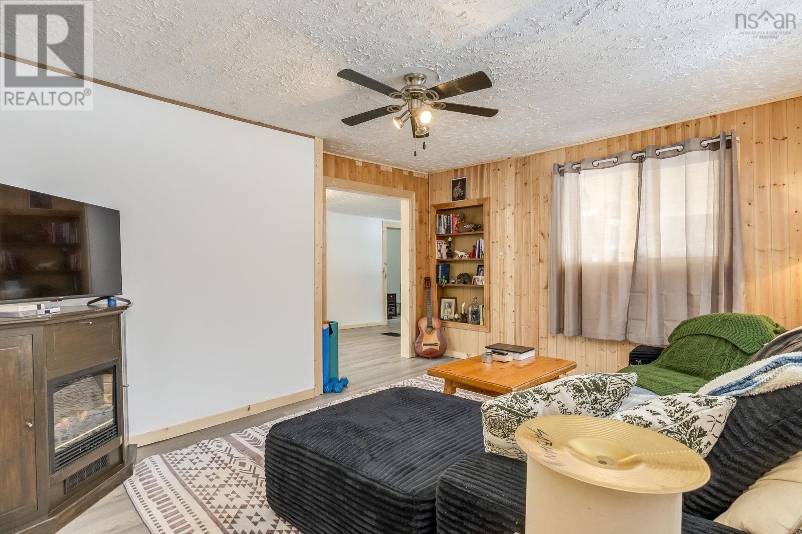 5404 8 Highway - 20