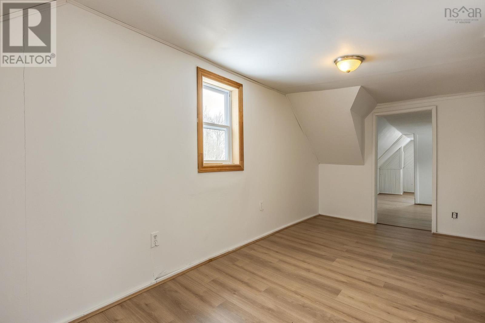 5404 8 Highway - 26