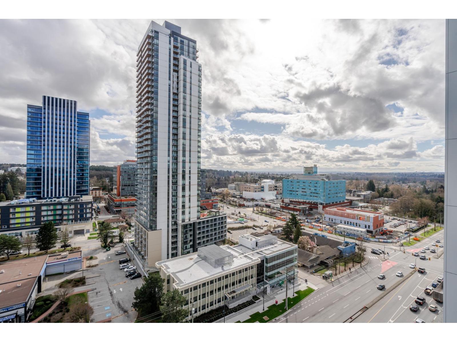 1 Bed, 1 Bath House for Sale in Surrey – 1108 9675 KING GEORGE BOULEVARD, Surrey - Image 10