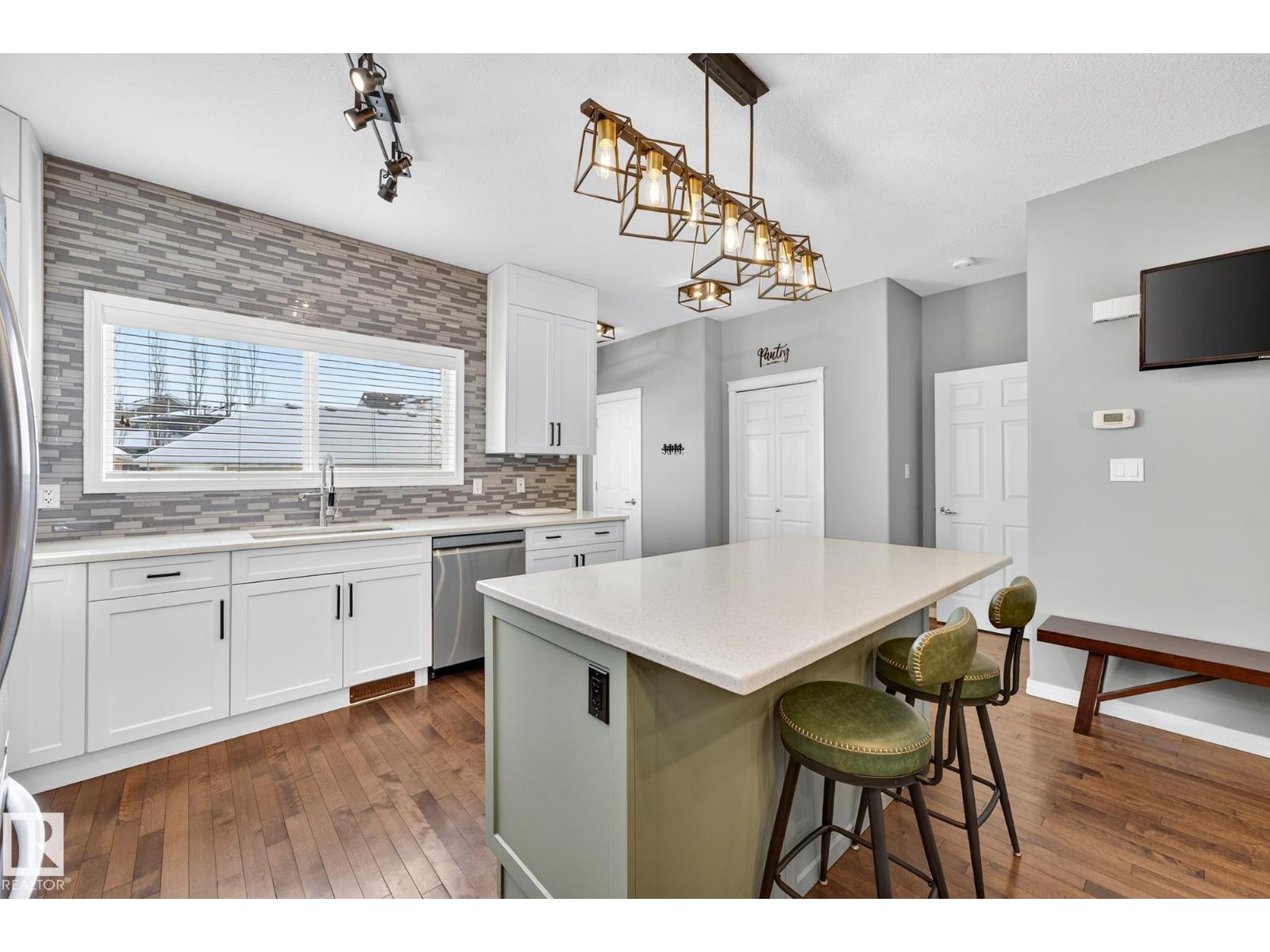 #11 4367 VETERANS WY NW - 13