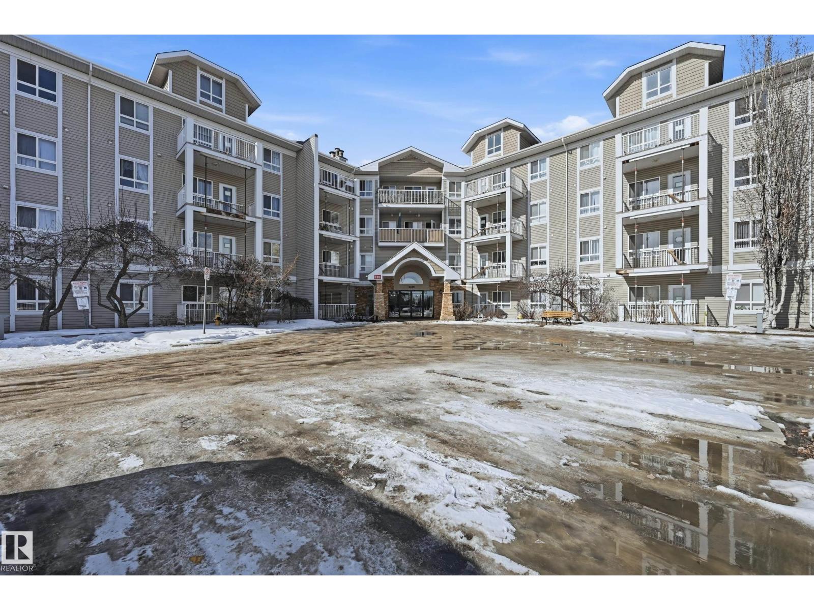#105 5350 199 ST NW - 45