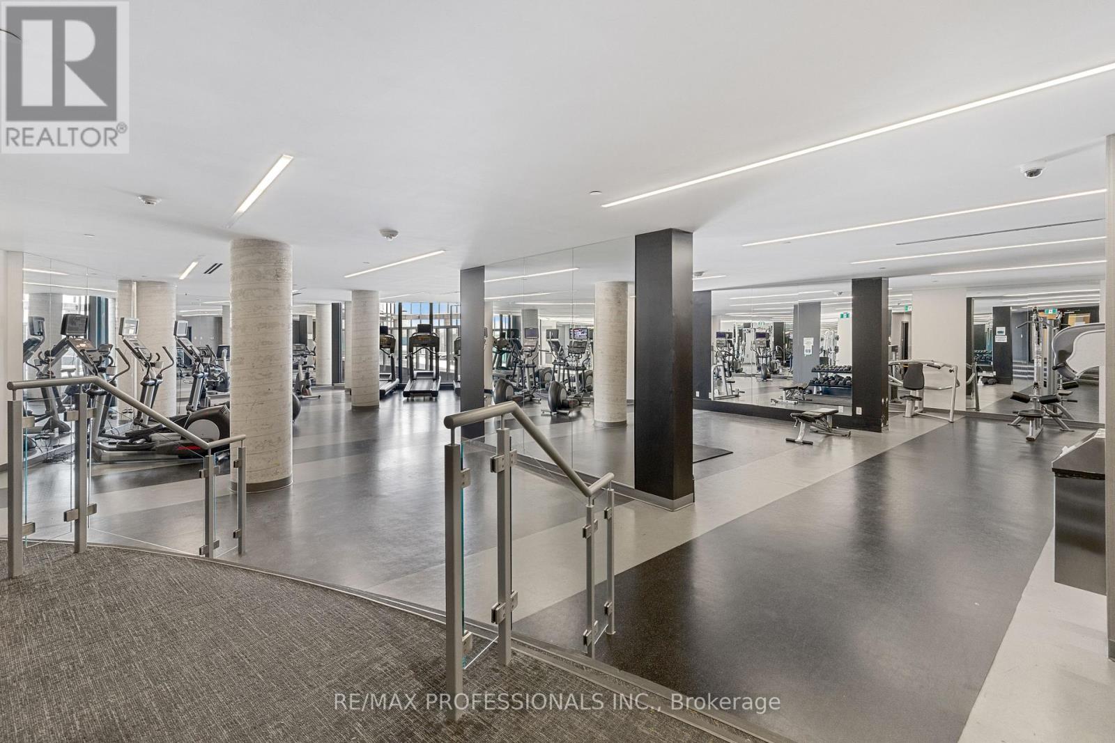 #607 51 EAST LIBERTY STREET - 29
