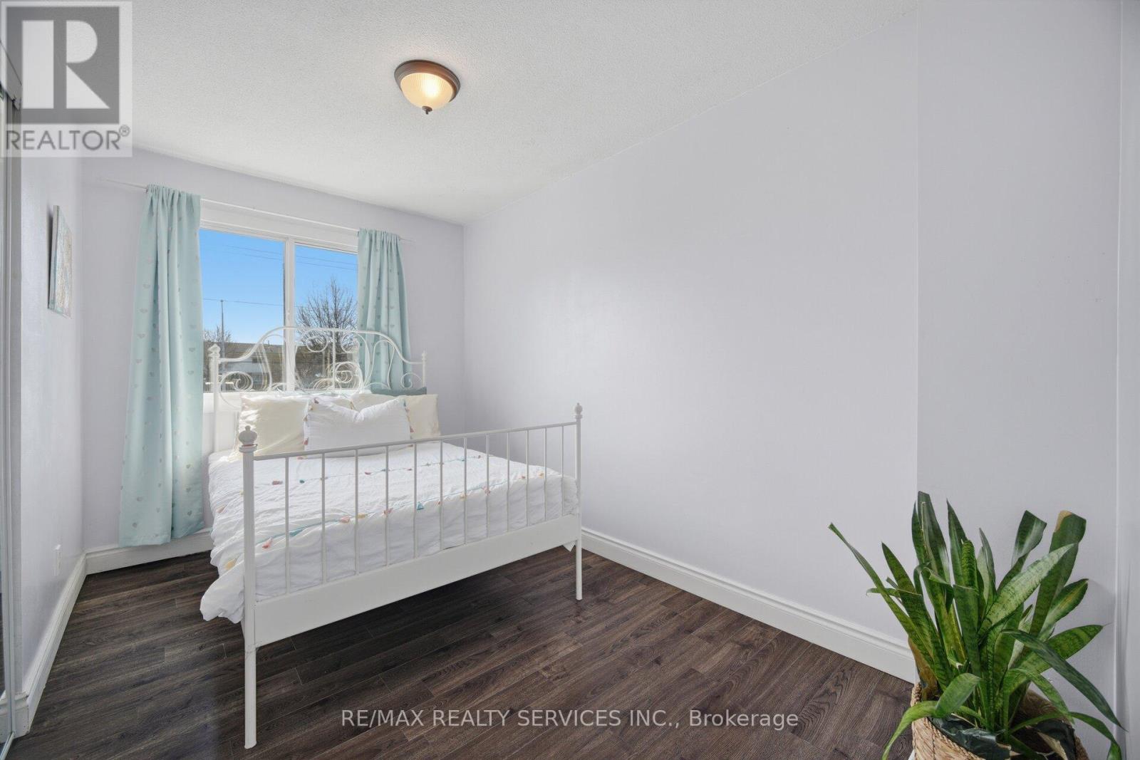 97 GREENE DRIVE - 26