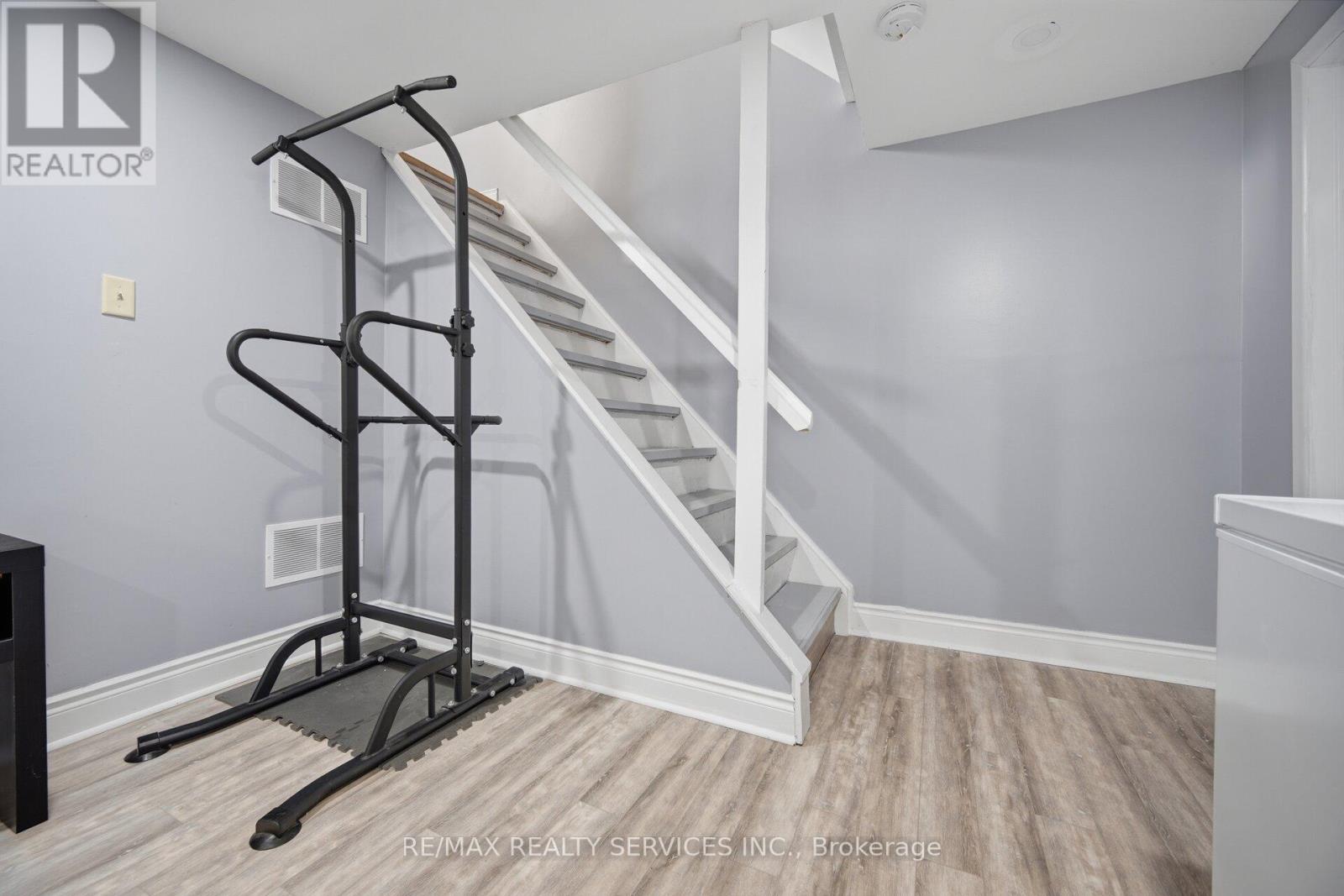 97 GREENE DRIVE - 28