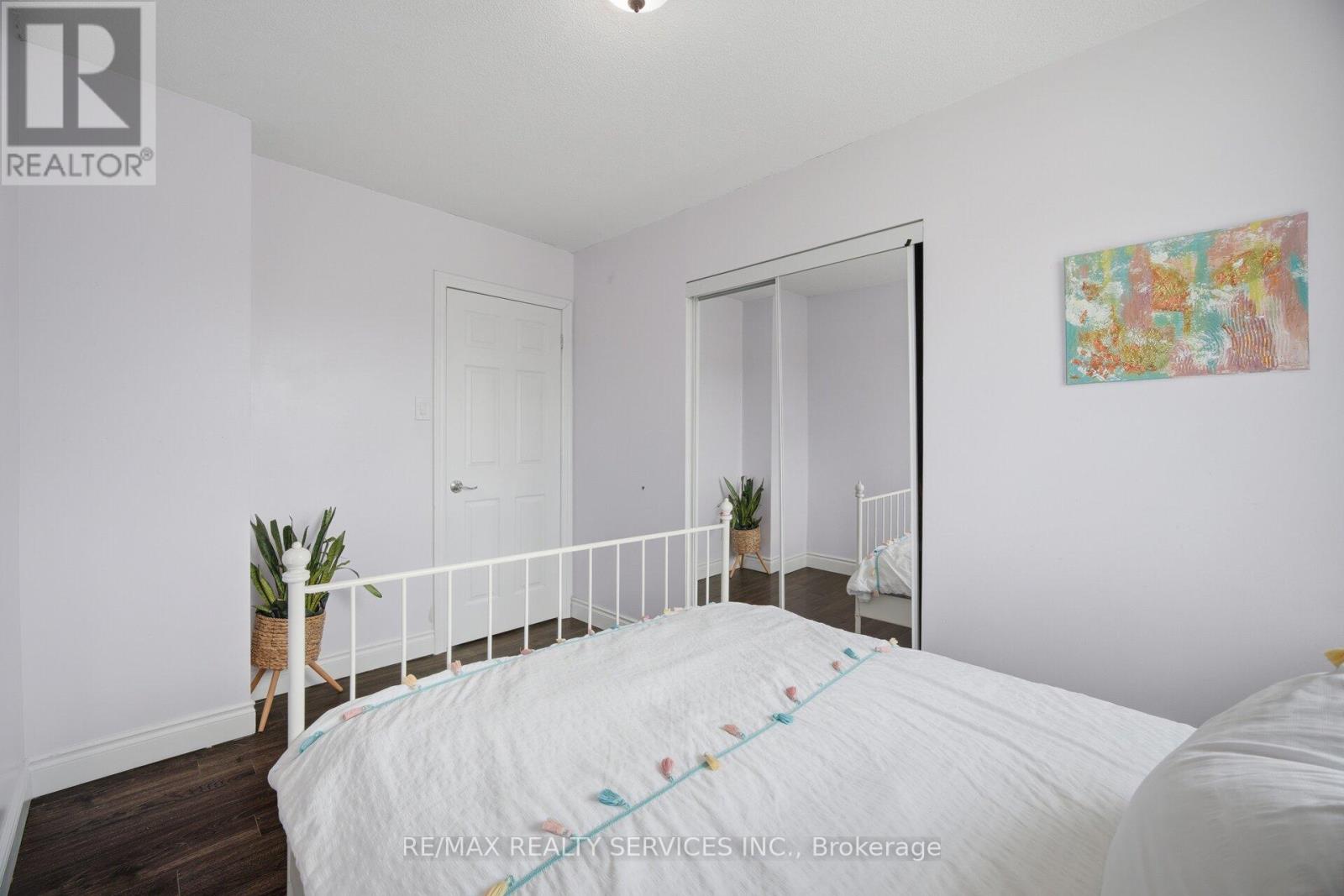 97 GREENE DRIVE - 36