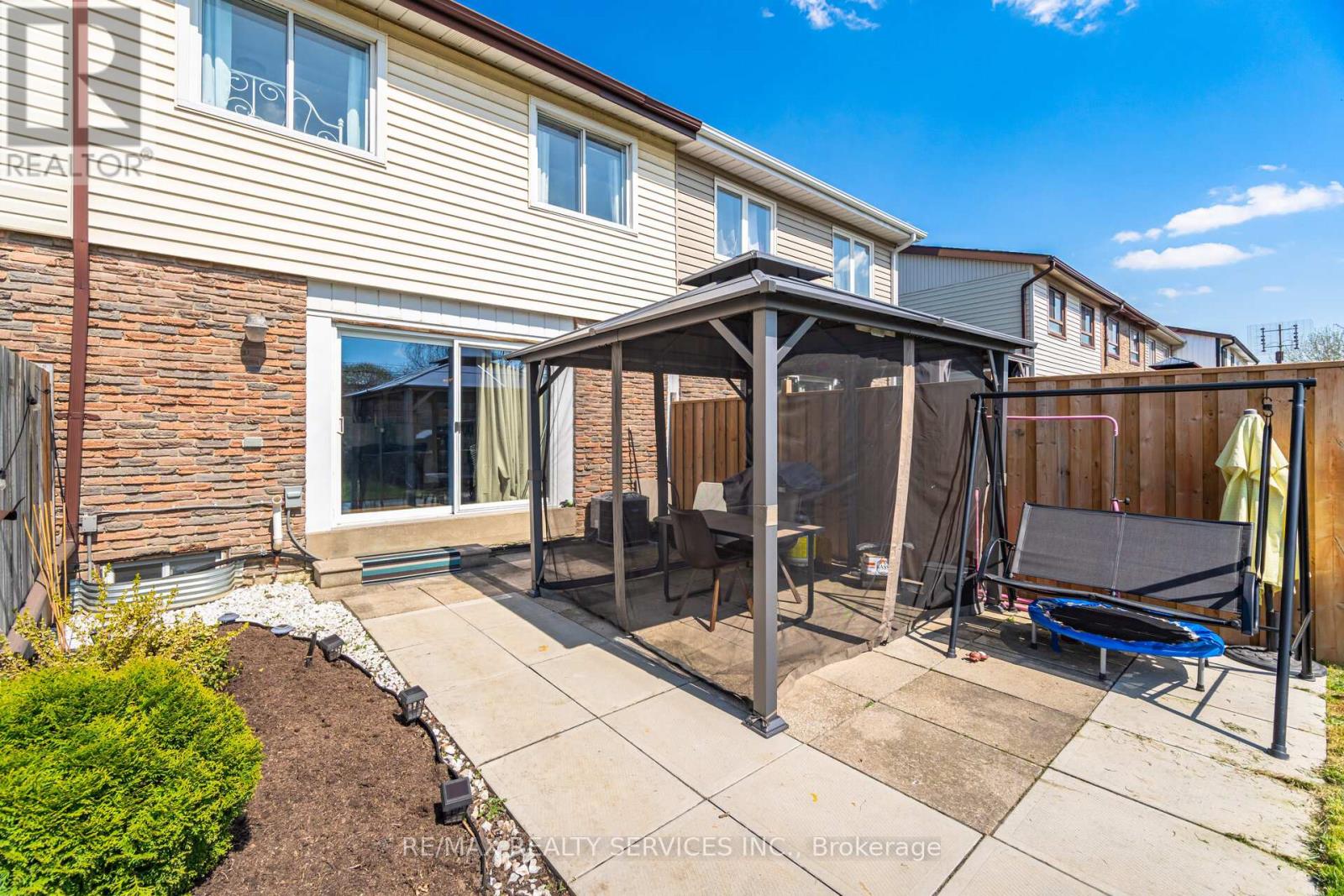 97 GREENE DRIVE - 39
