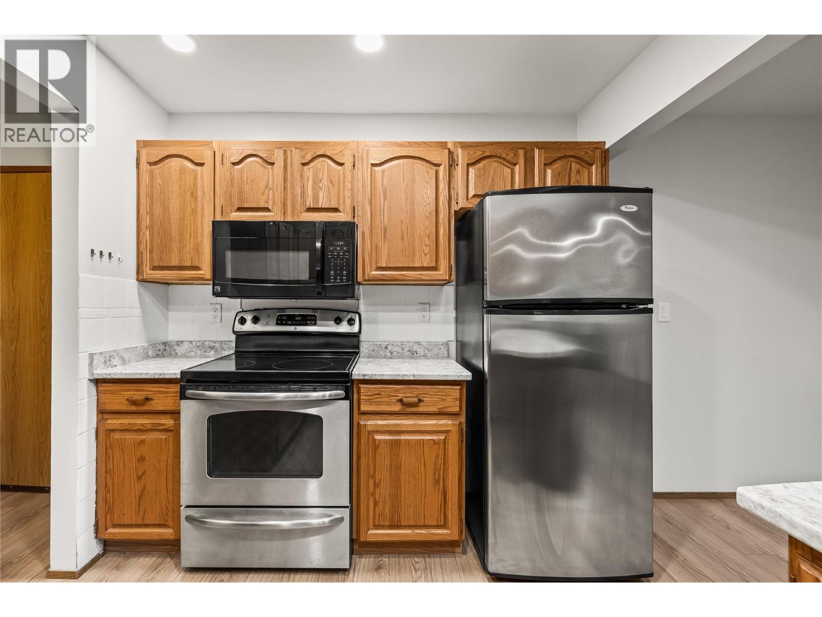 306 2110 Hoy Street, Kelowna