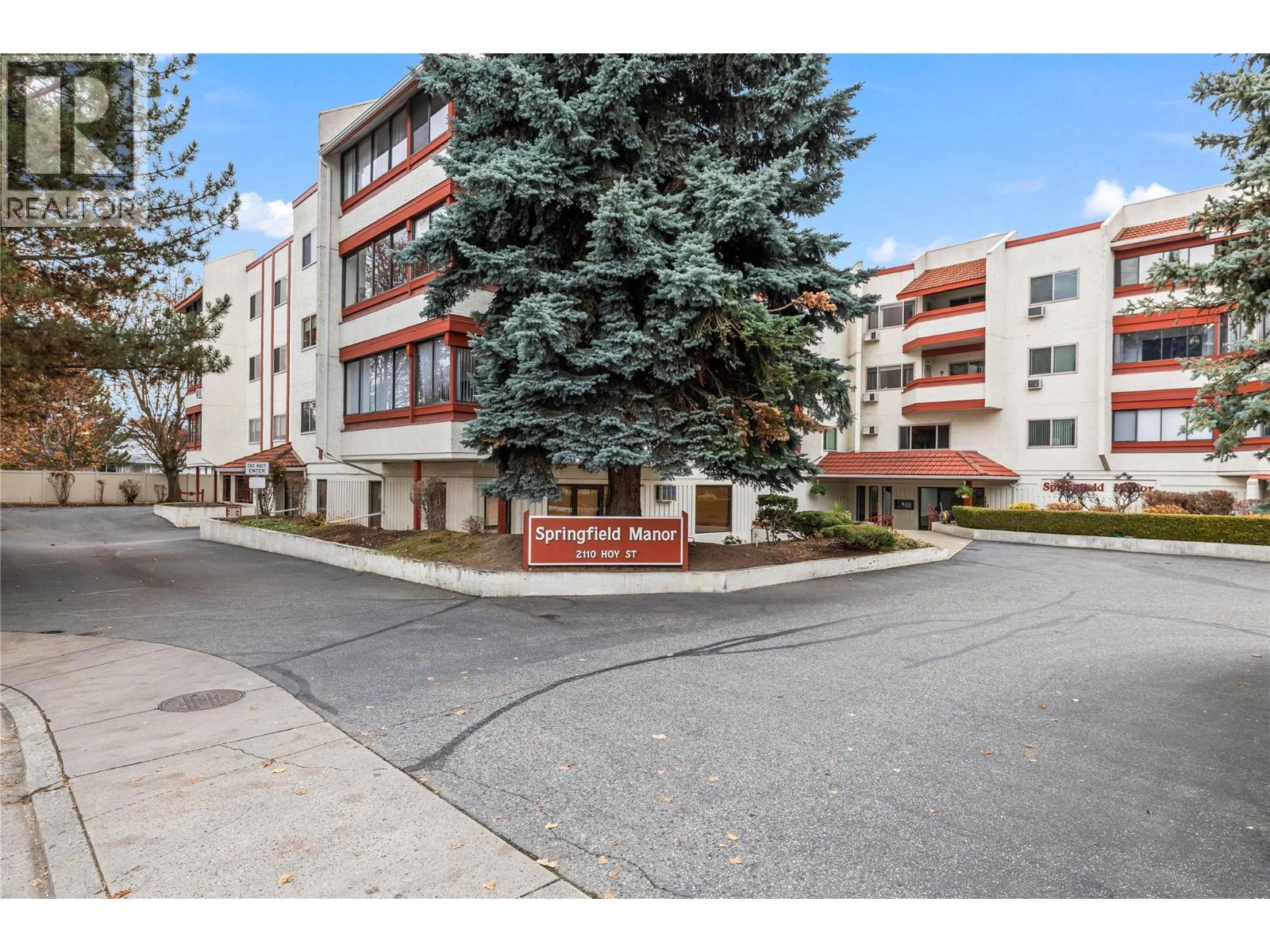 306 2110 Hoy Street, Kelowna