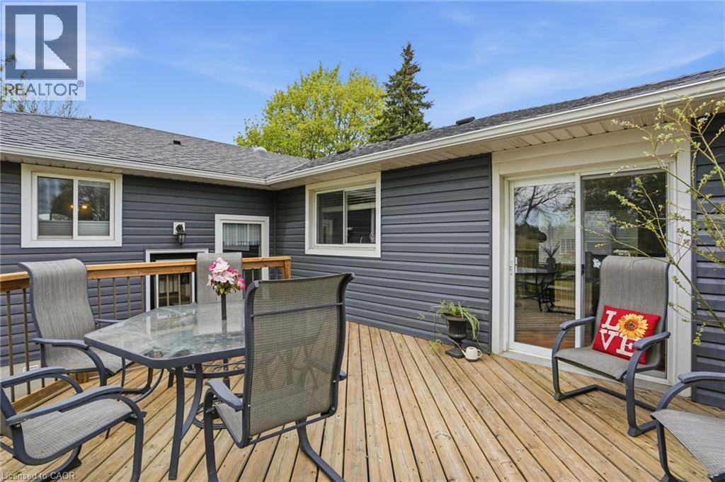 31 ALGONQUIN Avenue - 36