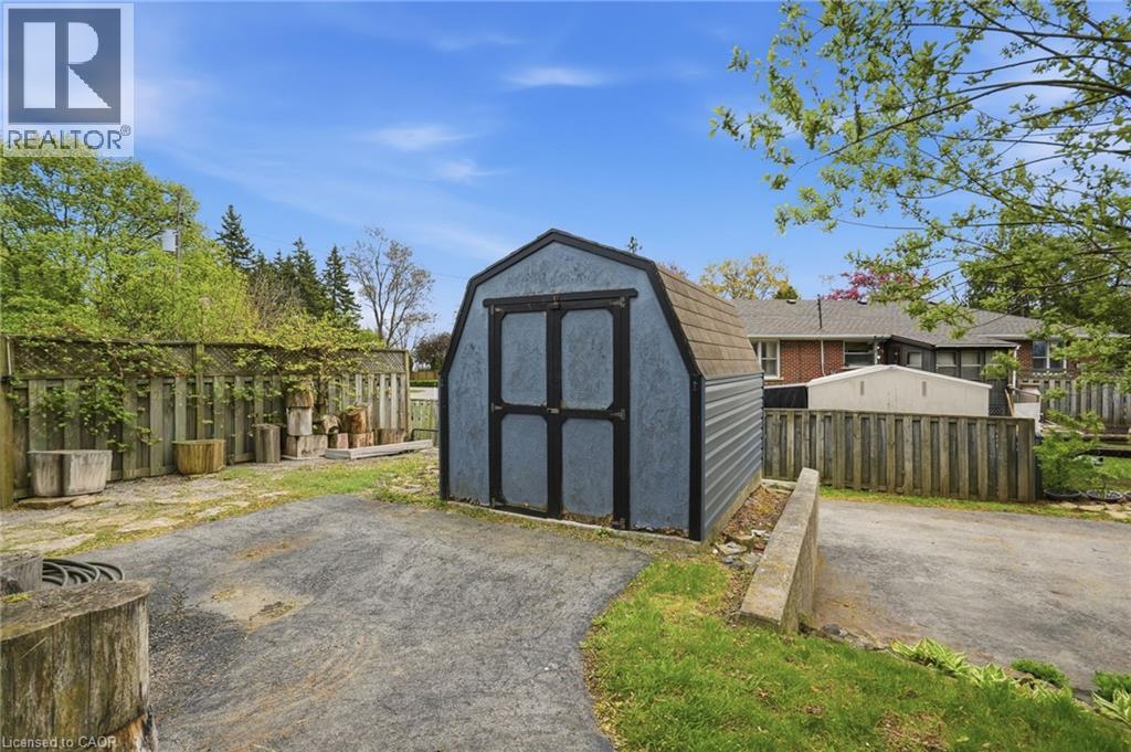 31 ALGONQUIN Avenue - 45
