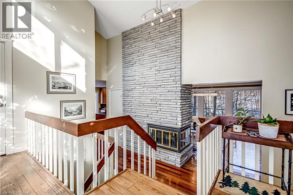 59 PARK Road S, Grimsby, Ontario, L3M4E7 — Photo 9
