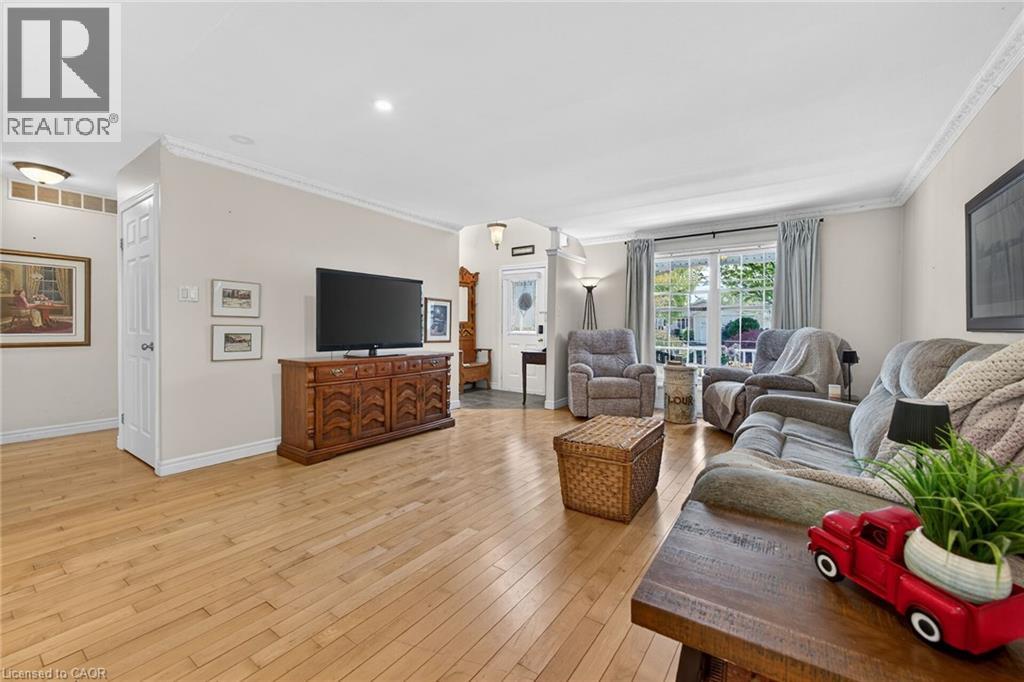 5 DENBY Road - 12