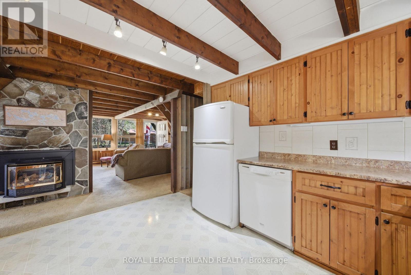 1003 CHIPPAWA LANE - 14