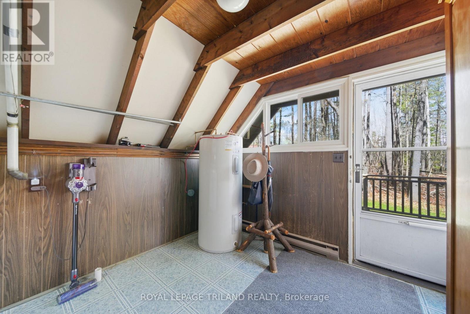 1003 CHIPPAWA LANE - 21
