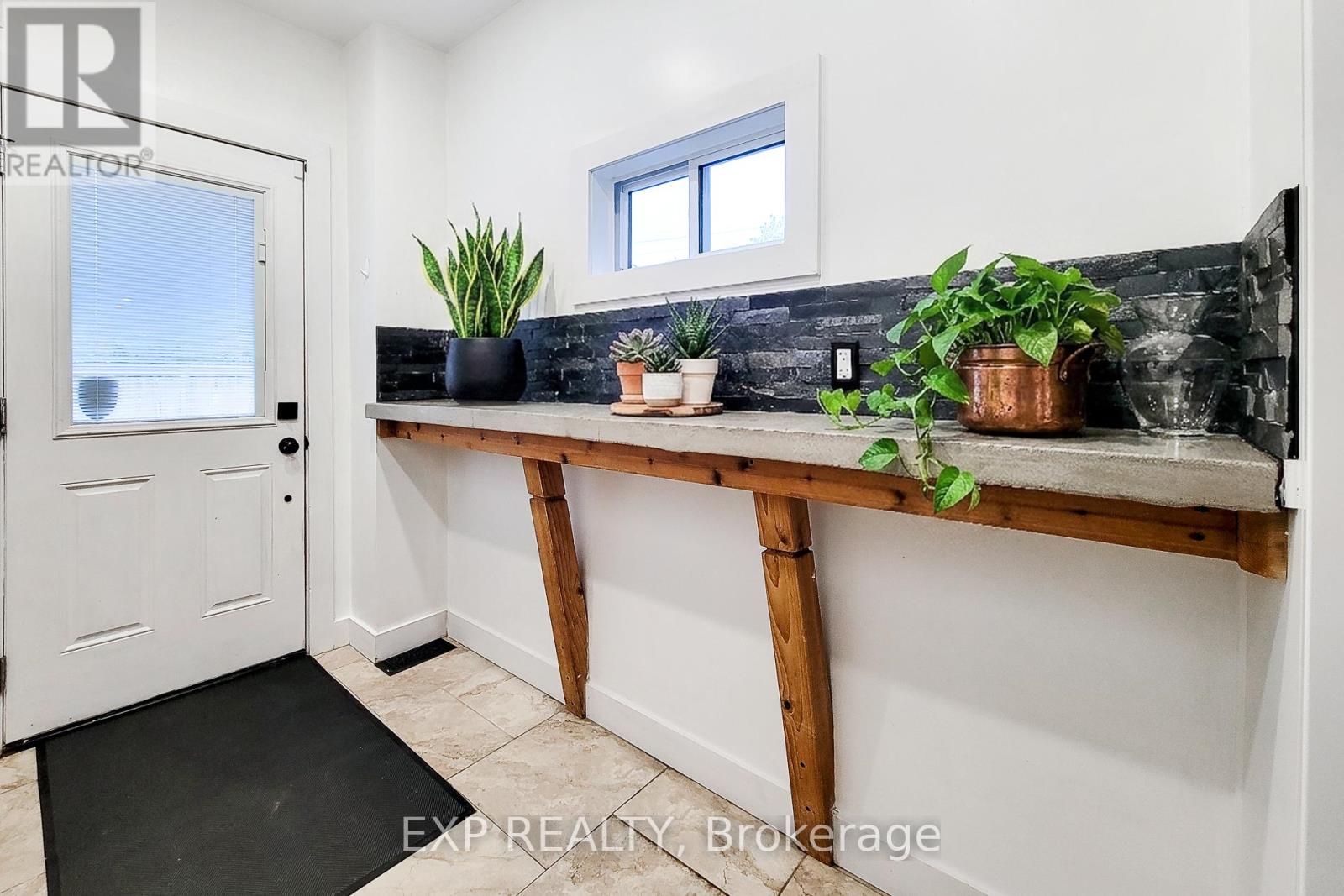 90 GIBSON AVENUE - 10
