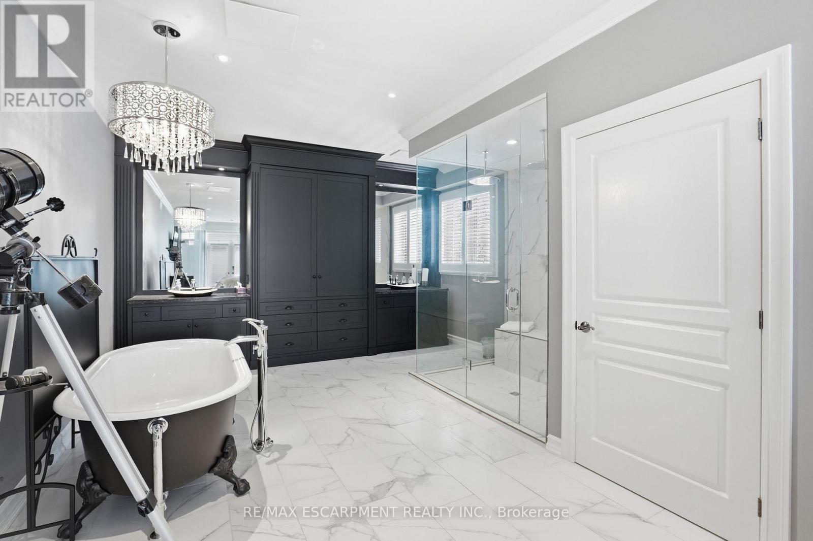 736 RYE STREET - 21