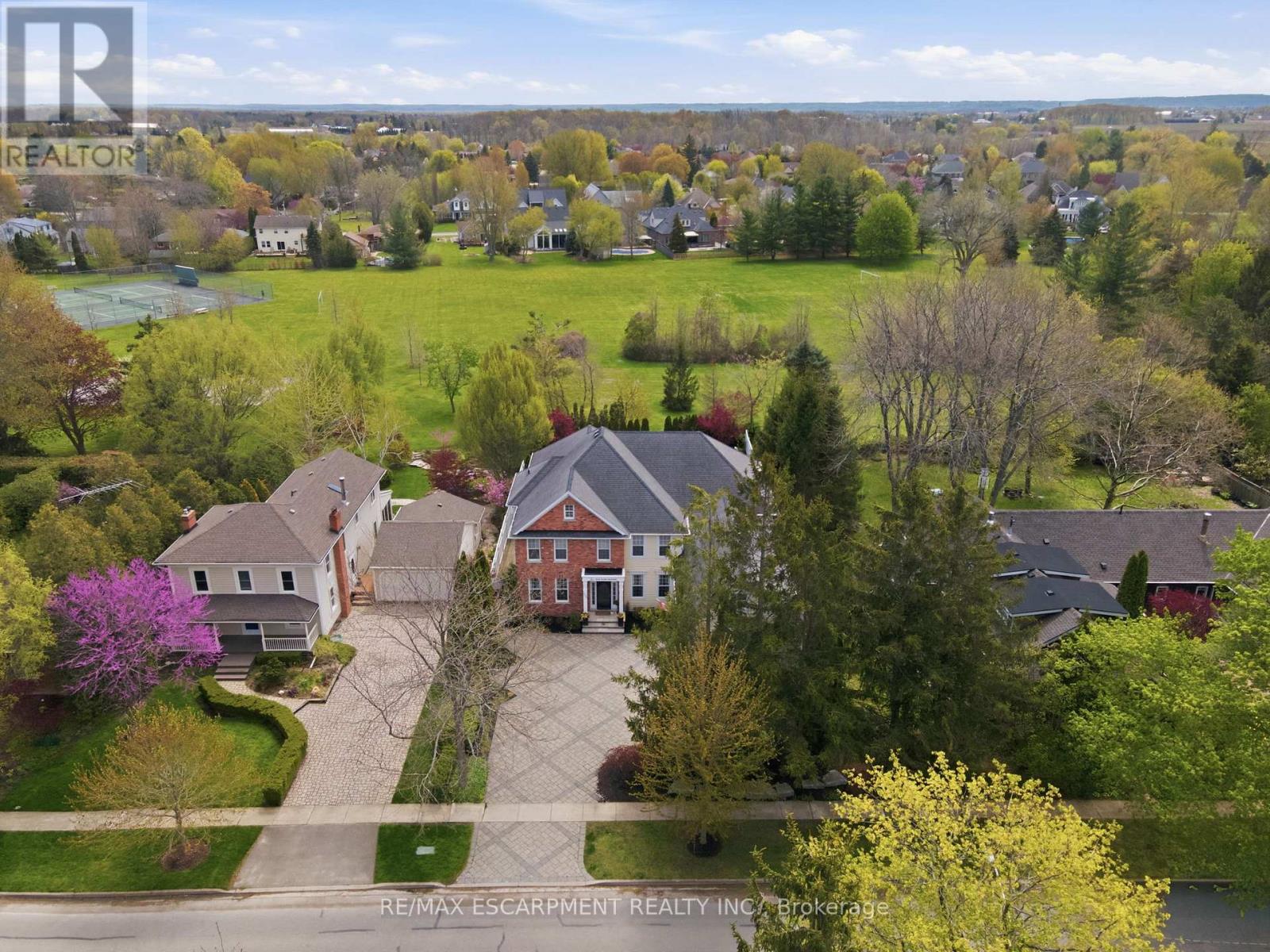 736 RYE STREET - 3