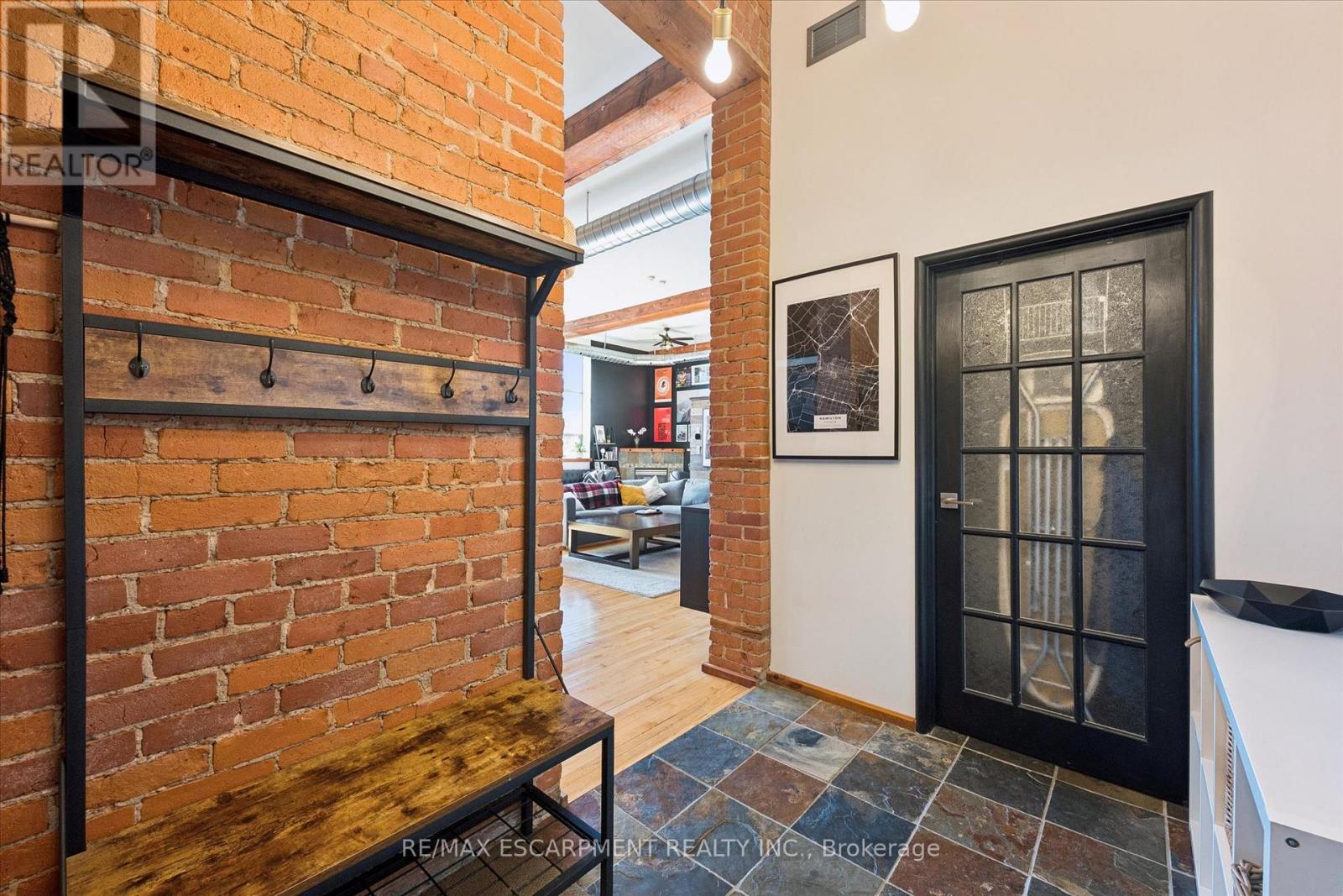 #36 357 HUNTER STREET W - 8